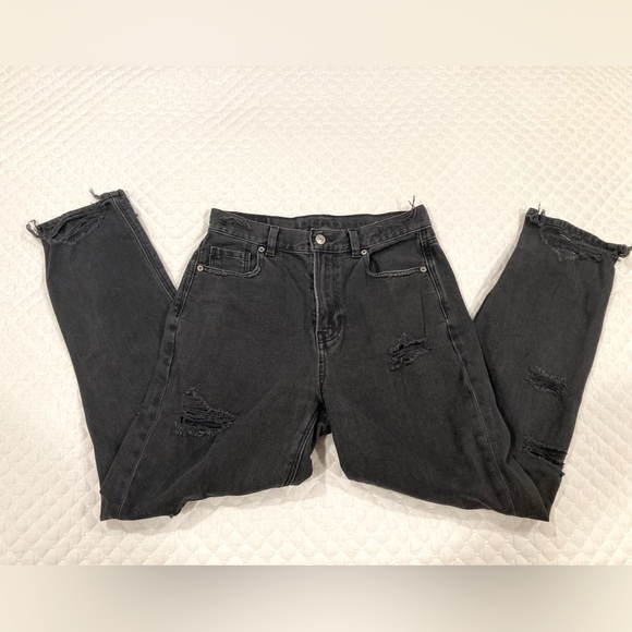 American Eagle Distressed Highwaisted Mom Jeans 4R - Picture 12 of 16